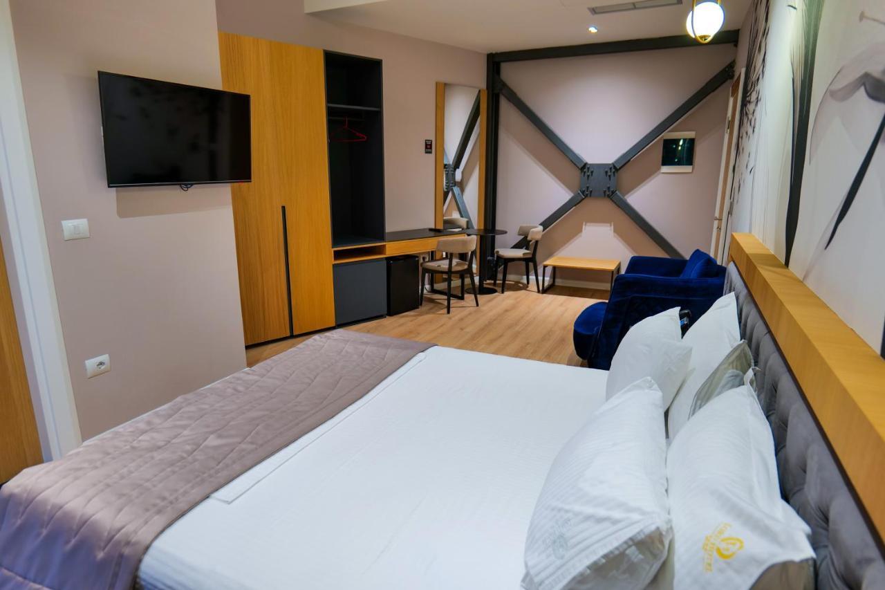 Lord Hotel Tirana Vore Ngoại thất bức ảnh